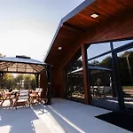 Alexandra Family Estate *